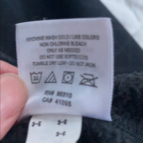 Under armour jacket size small VGUC - Picture 6 of 7